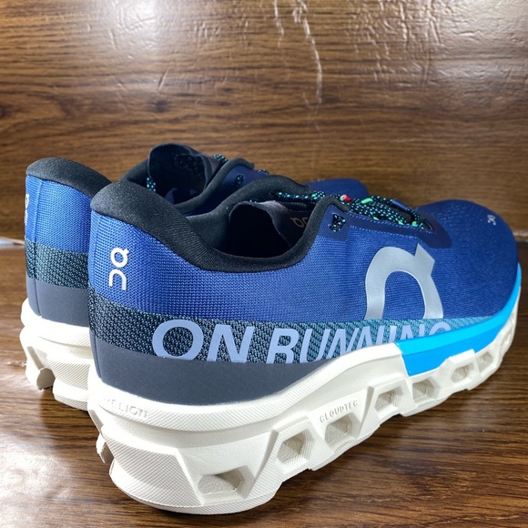 On Cloudmonster 2 Mens shoe size 10.5 - Picture 2 of 13